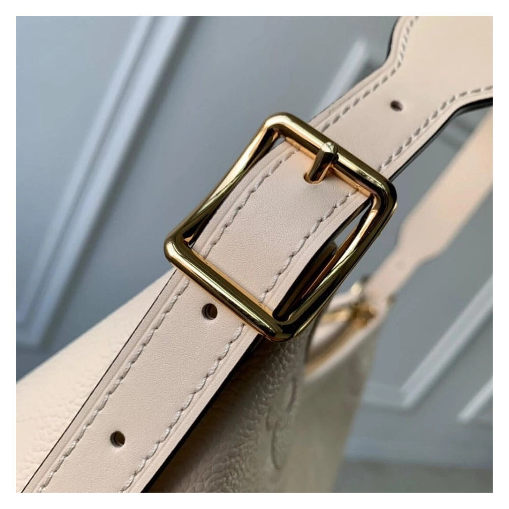 Louis Vuitton CARRYALL PM EXCLUSIVELY ONLINE M46293,CarryAll,LOUIS VUITTON,BAGS