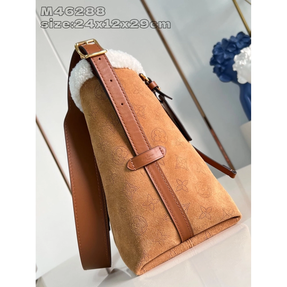 Louis Vuitton M11843 CarryAll PM,CarryAll,LOUIS VUITTON,BAGS