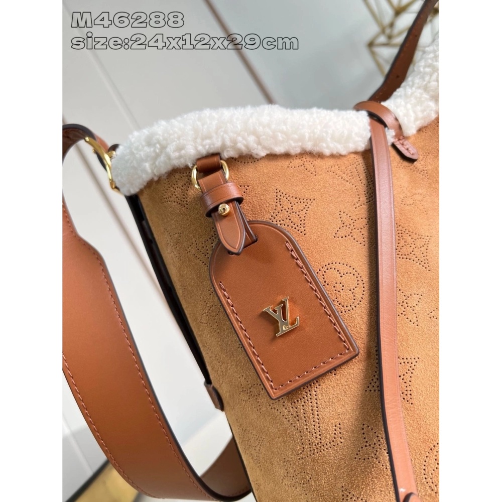 Louis Vuitton M11843 CarryAll PM,CarryAll,LOUIS VUITTON,BAGS