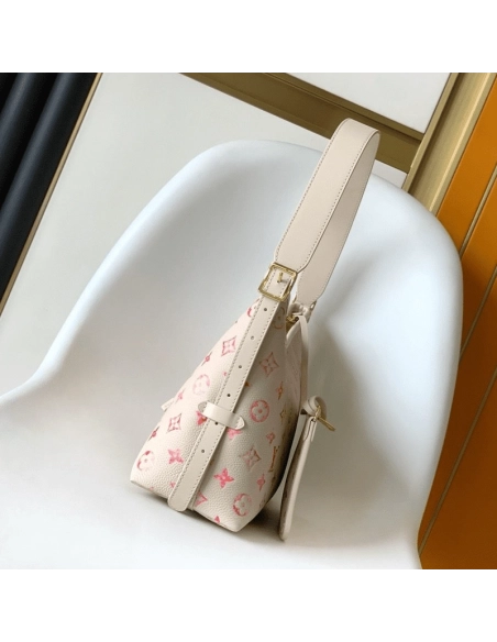 Louis Vuitton M24652 CarryAll PM,CarryAll,LOUIS VUITTON,BAGS