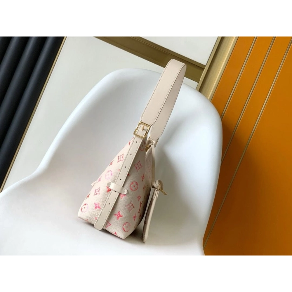 Louis Vuitton M24652 CarryAll PM,CarryAll,LOUIS VUITTON,BAGS