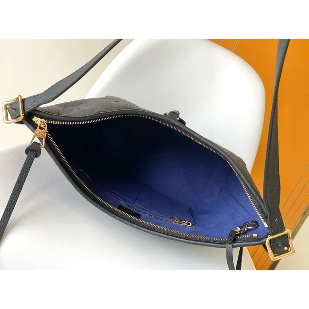 Louis Vuitton M46289 CarryAll MM,CarryAll,LOUIS VUITTON,BAGS