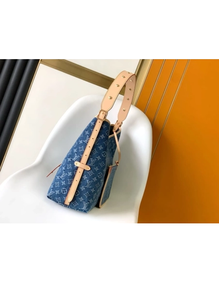 Louis Vuitton M46855 CarryAll MM,CarryAll,LOUIS VUITTON,BAGS