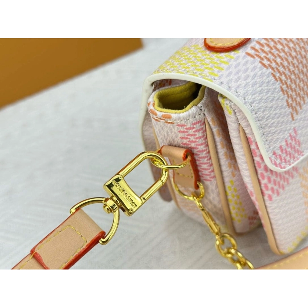 Louis Vuitton Pochette Metis East West,Twist,LOUIS VUITTON,BAGS