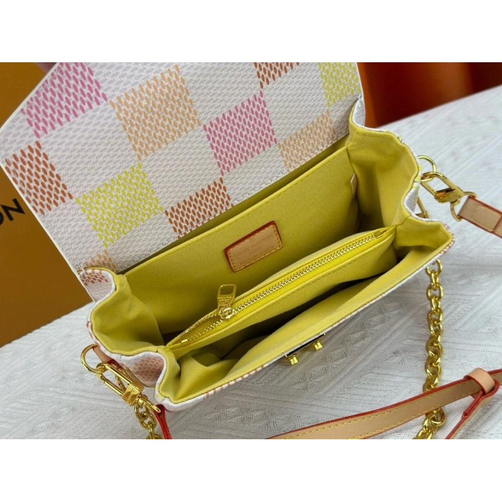 Louis Vuitton Pochette Metis East West,Twist,LOUIS VUITTON,BAGS