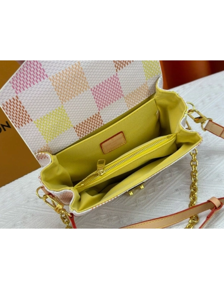 Louis Vuitton Pochette Metis East West,Twist,LOUIS VUITTON,BAGS