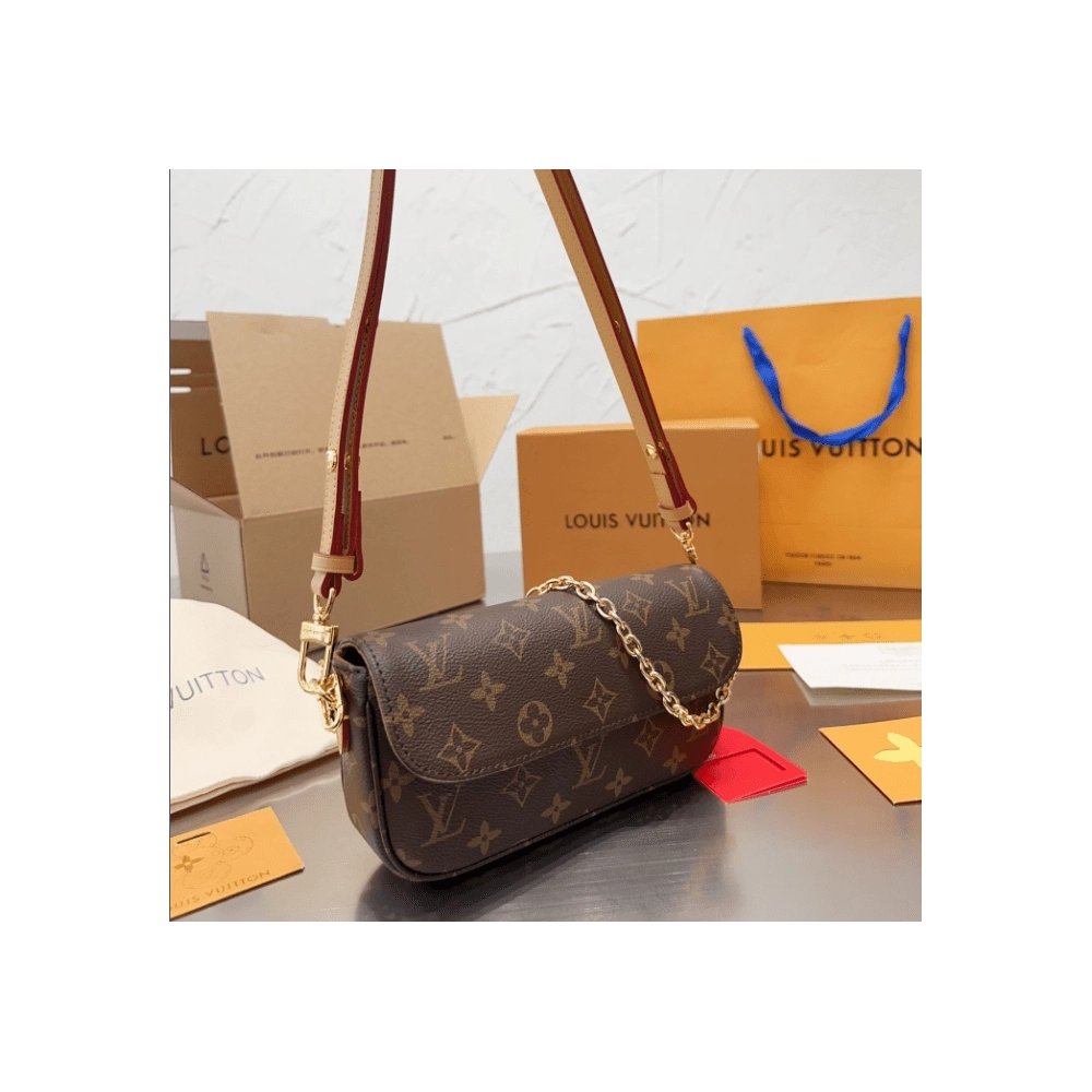 LOUIS VUITTON Wallet On Chain Ivy,Boite,LOUIS VUITTON,BAGS