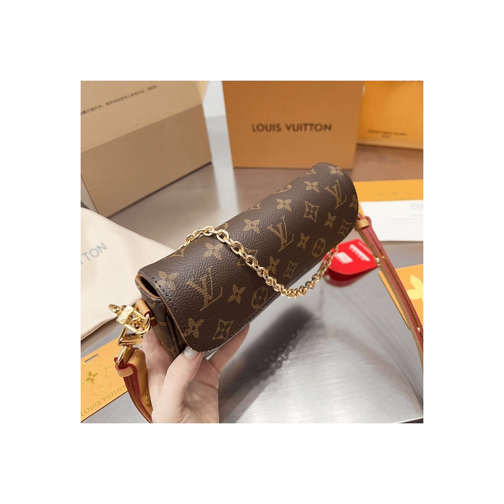 LOUIS VUITTON Wallet On Chain Ivy,Boite,LOUIS VUITTON,BAGS