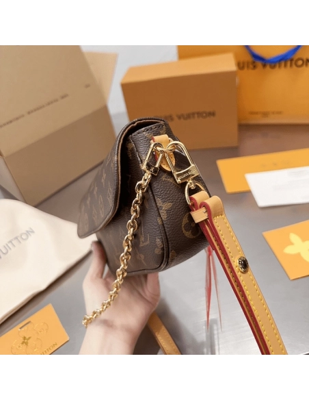 LOUIS VUITTON Wallet On Chain Ivy,Boite,LOUIS VUITTON,BAGS