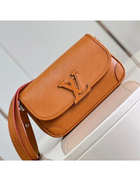 LV Buci M59459,Buci,LOUIS VUITTON,BAGS