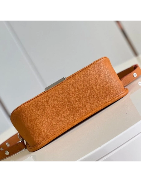 LV Buci M59459,Buci,LOUIS VUITTON,BAGS