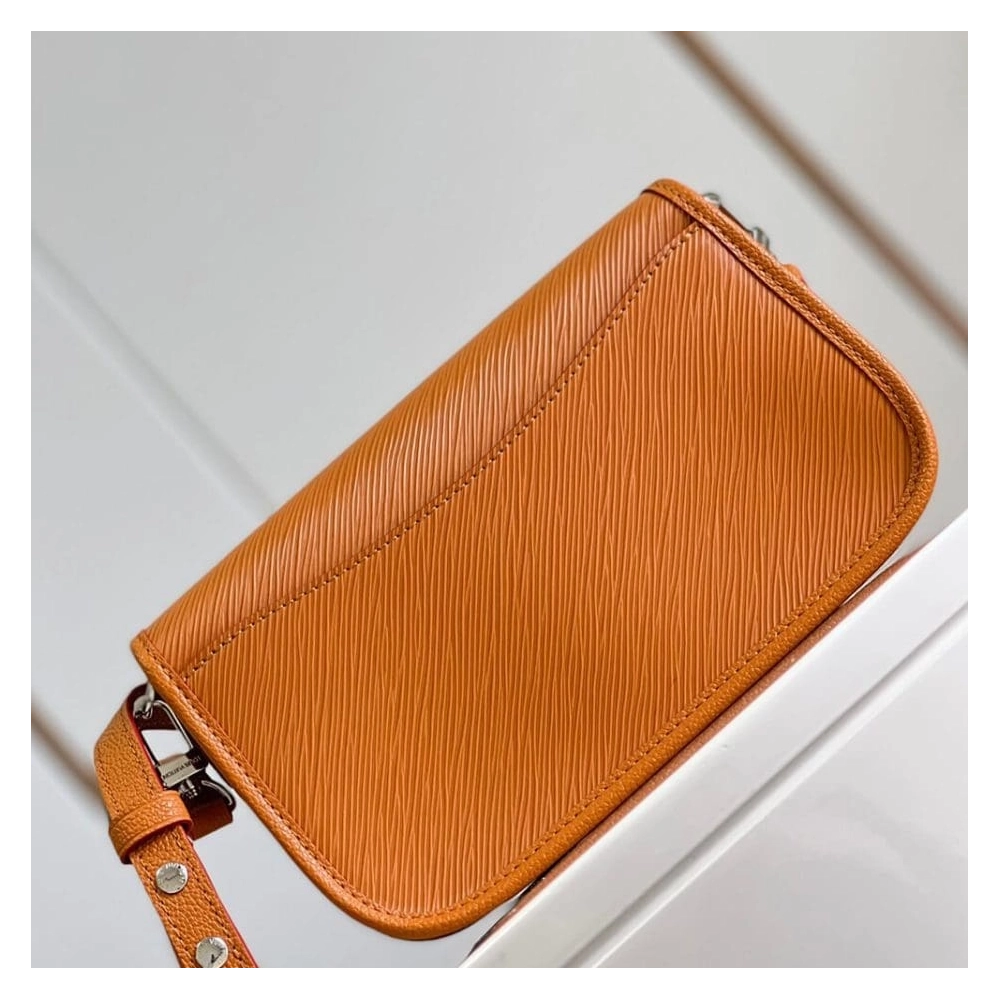 LV Buci M59459,Buci,LOUIS VUITTON,BAGS