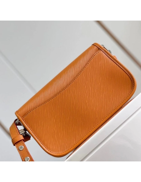 LV Buci M59459,Buci,LOUIS VUITTON,BAGS