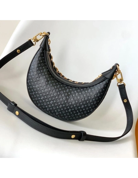 LOUIS VUITTON Loop M22591,Loop,LOUIS VUITTON,BAGS