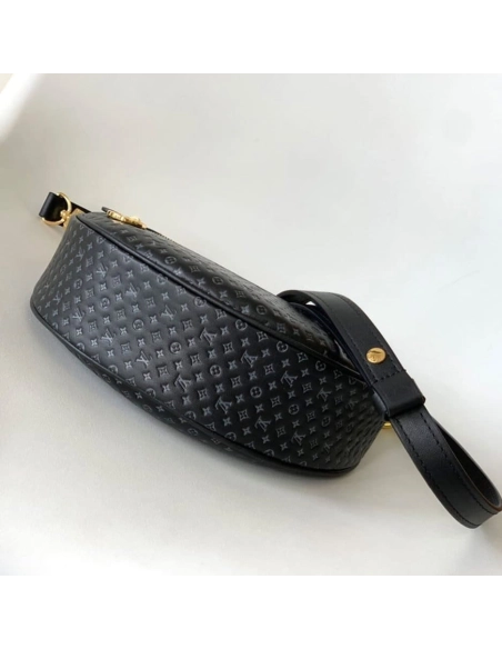 LOUIS VUITTON Loop M22591,Loop,LOUIS VUITTON,BAGS