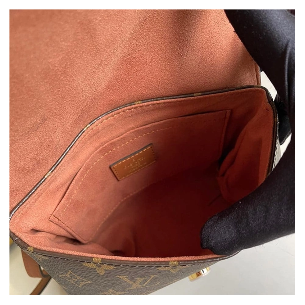 LV LOCKY BB,Lockme,LOUIS VUITTON,BAGS