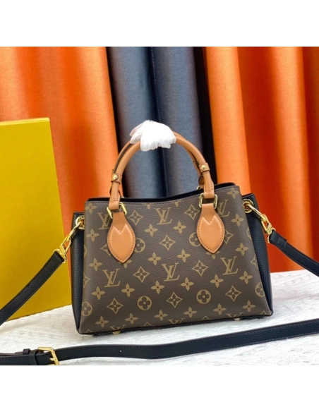 LV Opera BB M46507,Opera,LOUIS VUITTON,BAGS