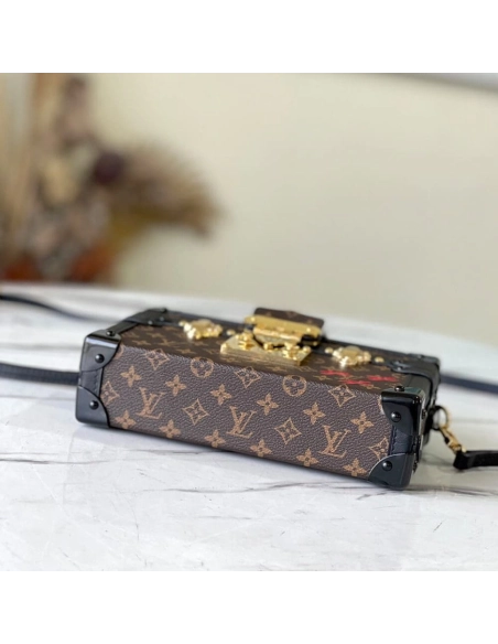 LV PETITE MALLE EAST WEST M45943,Petite Malle,LOUIS VUITTON,BAGS