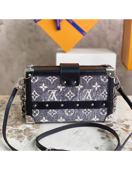LV PETITE MALLE M21462,Petite Malle,LOUIS VUITTON,BAGS