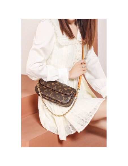 LOUIS VUITTON Wallet On Chain Ivy Monogram M81911,WALLET ON CHAIN,LOUIS VUITTON,BAGS