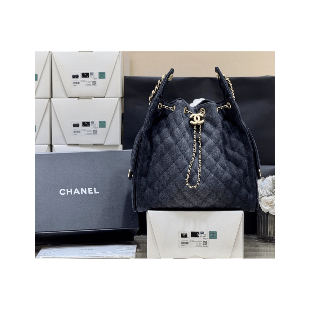 CHANEL 25 Medium Handbag,CHANEL,BAGS