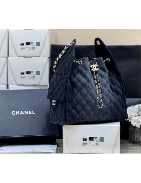 CHANEL 25 Medium Handbag,CHANEL,BAGS