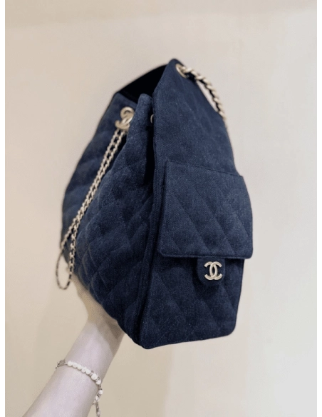 CHANEL 25 Medium Handbag,CHANEL,BAGS