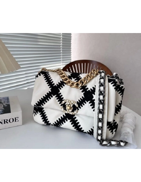 CHANEL Calfskin Crochet Medium Chanel 19 Flap White Black,CHANEL,BAGS