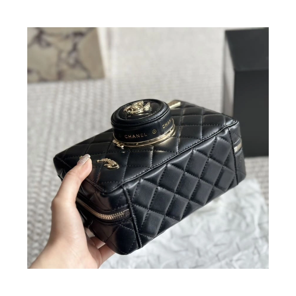 CHANEL CAMERA BAG Lambskin Black,CHANEL,BAGS
