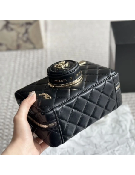 CHANEL CAMERA BAG Lambskin Black,CHANEL,BAGS