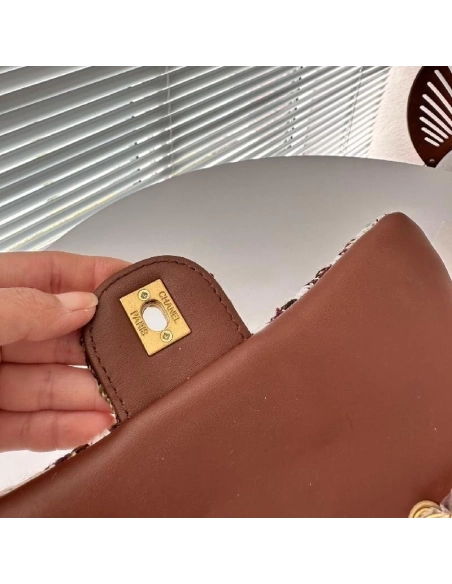 CHANEL CLASSIC HANDBAG,CHANEL,BAGS