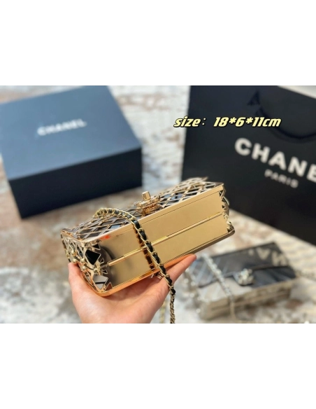Chanel Gold Metal Creates A Hollow Diamond Pattern CF Evening Bag,CHANEL,BAGS