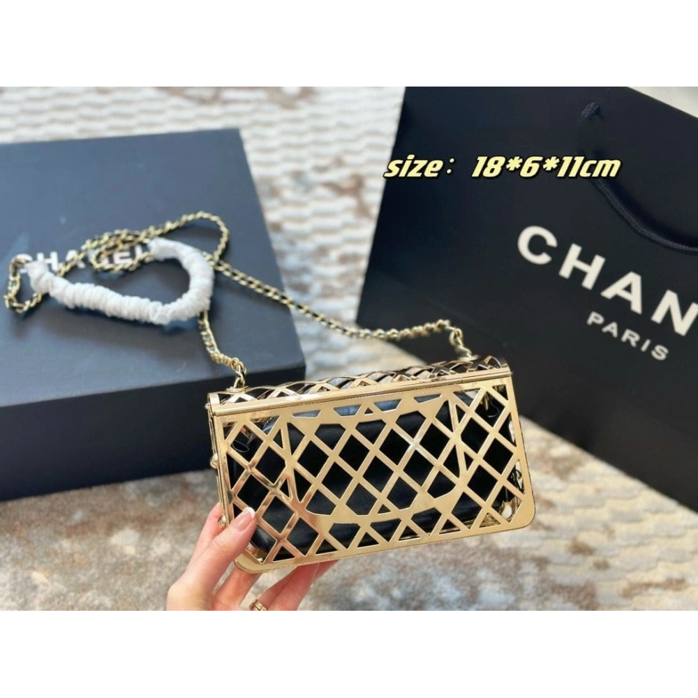 Chanel Gold Metal Creates A Hollow Diamond Pattern CF Evening Bag,CHANEL,BAGS