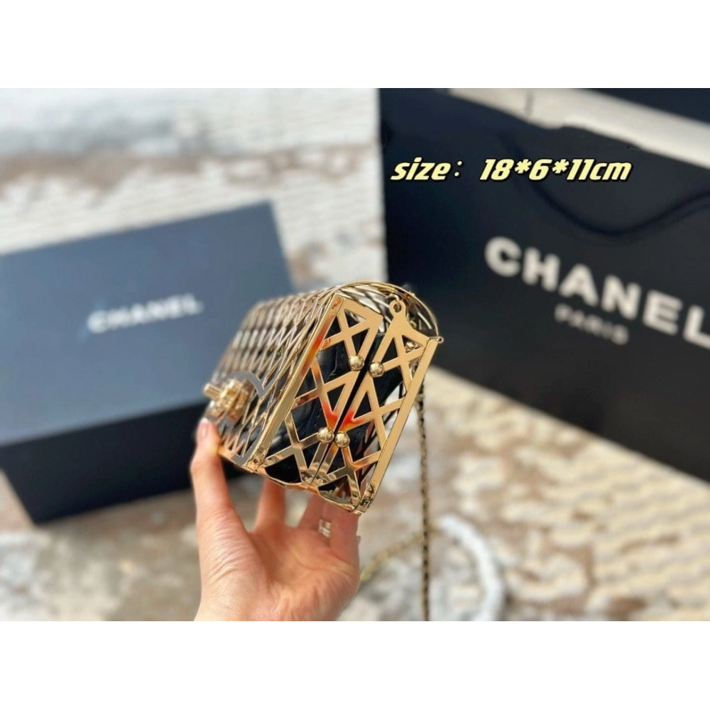 Chanel Gold Metal Creates A Hollow Diamond Pattern CF Evening Bag,CHANEL,BAGS