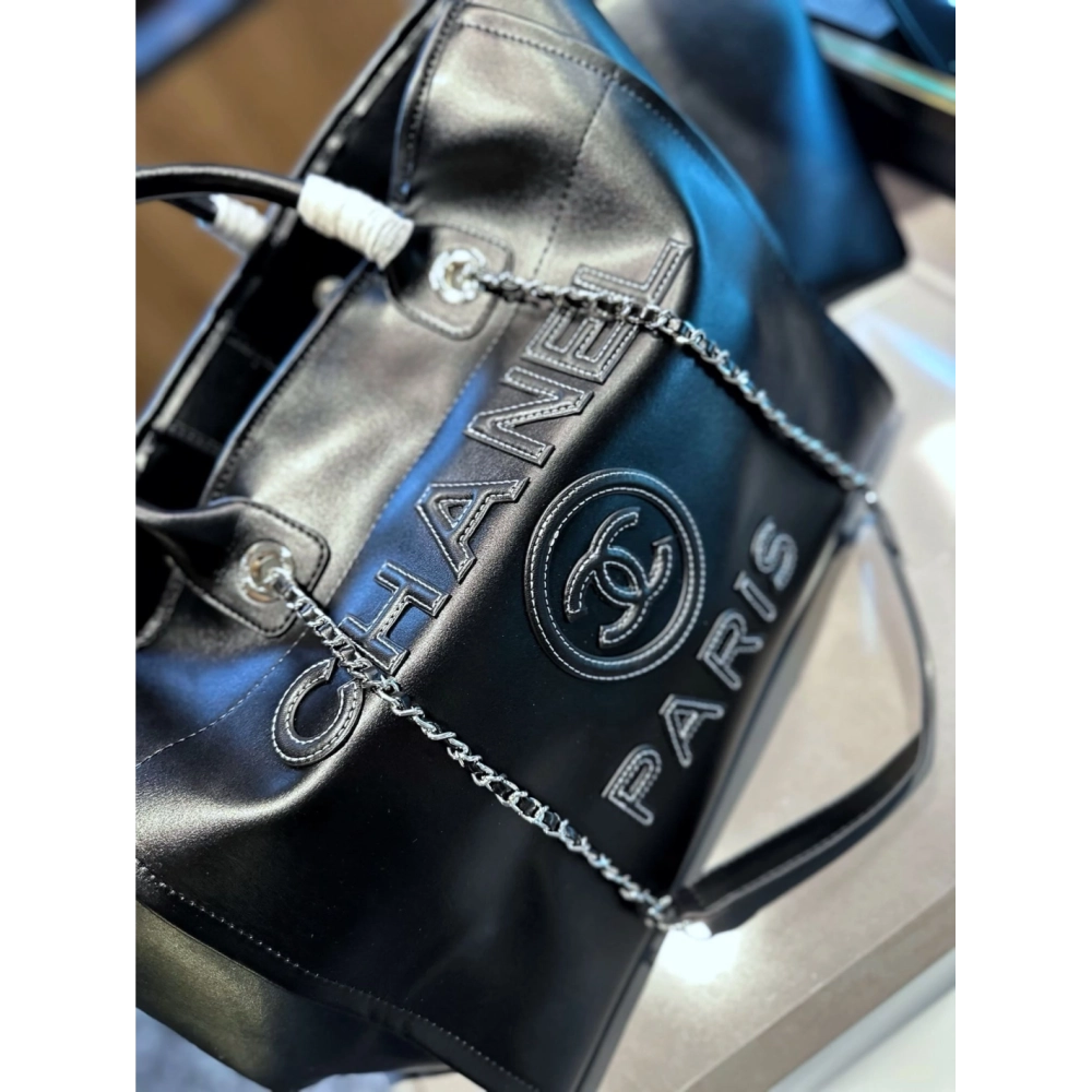 CHANEL LARGE TOTE,CHANEL,BAGS