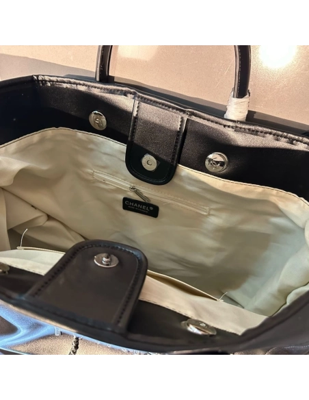 CHANEL LARGE TOTE,CHANEL,BAGS