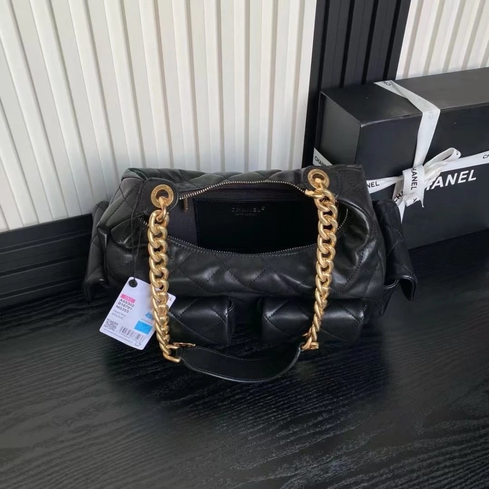 Chanel Maxi Hobo Bag,CHANEL,BAGS