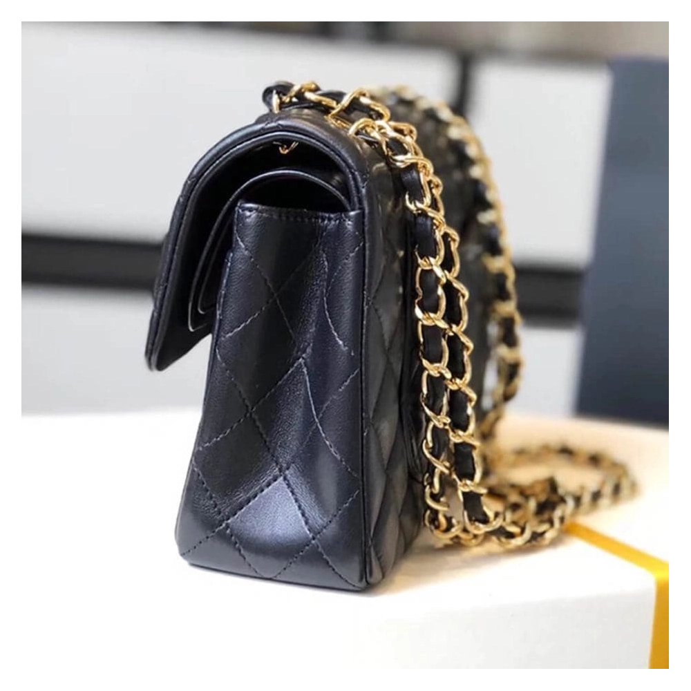 CHANEL SMALL CLASSIC HANDBAG LAMBSKIN GOLD METAL,CHANEL,BAGS