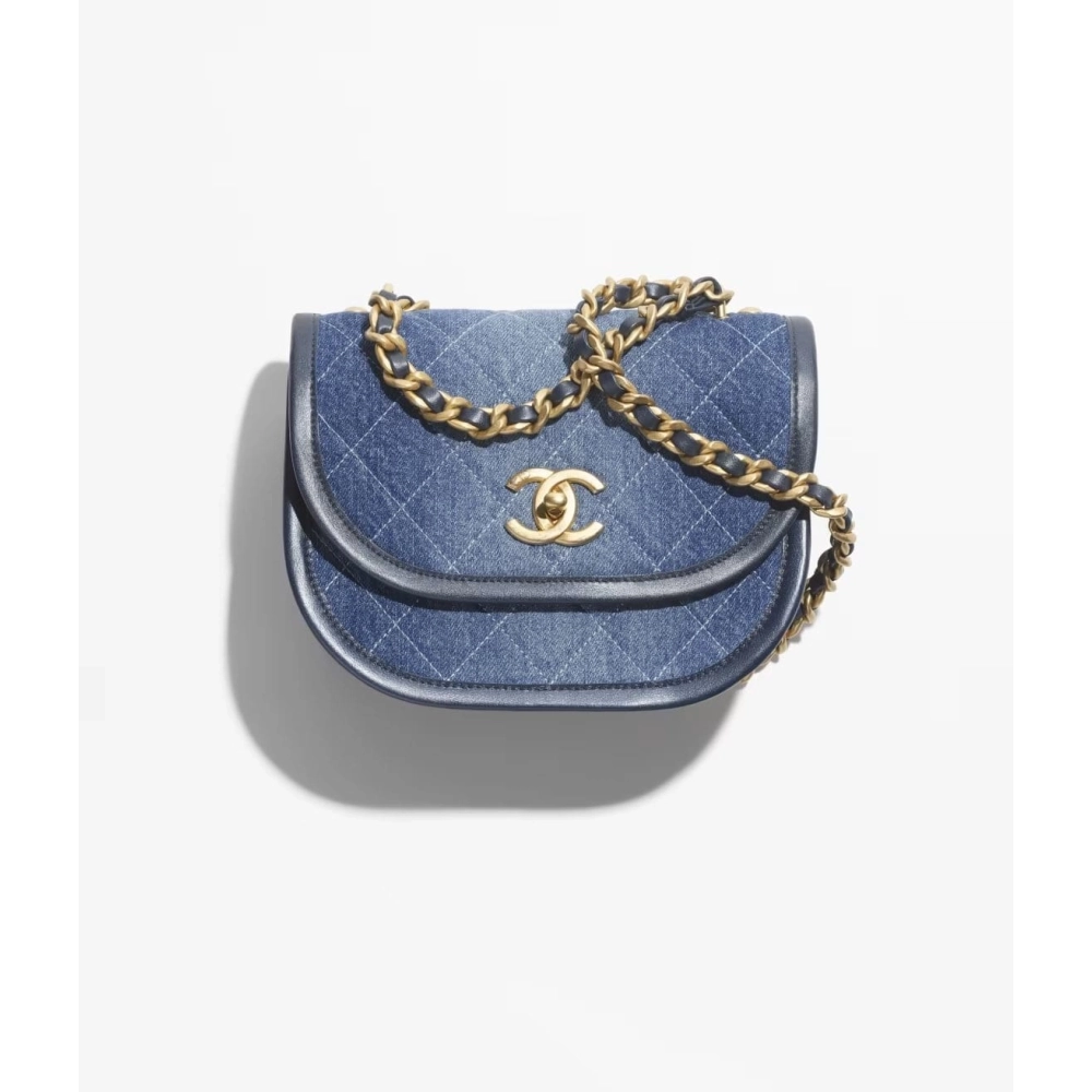 CHANEL SMALL MESSENGER BAG,CHANEL,BAGS