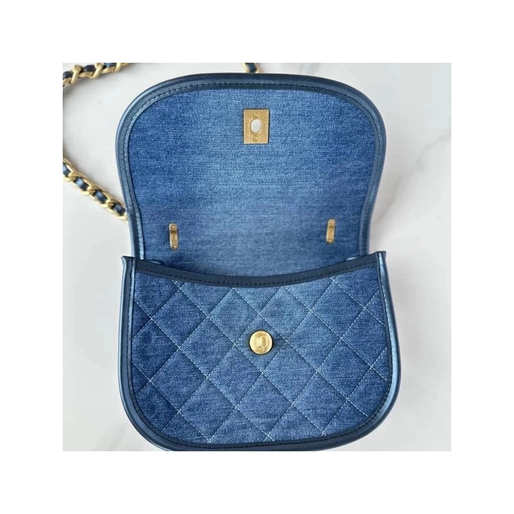 CHANEL SMALL MESSENGER BAG,CHANEL,BAGS