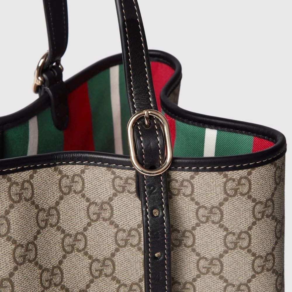 GUCCI EMBLEM LARGE TOTE BAG,GUCCI,BAGS