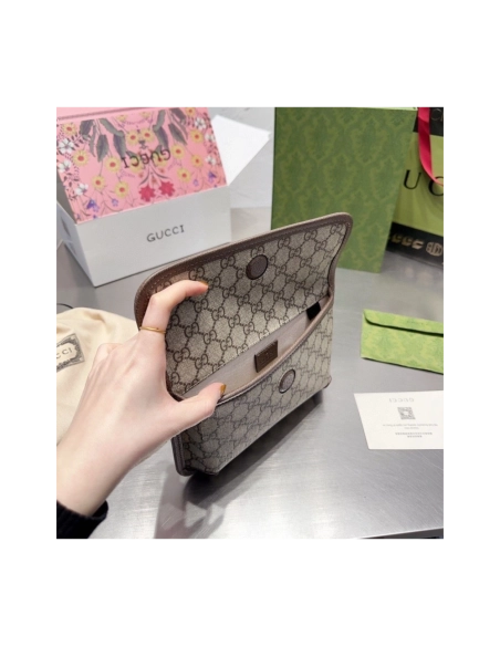 GUCCI NEO VINTAGE GG SUPREME BELT BAG,GUCCI,BAGS