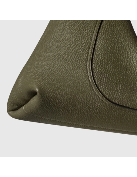 GUCCI SOFTBIT MAXI SHOULDER BAG,GUCCI,BAGS