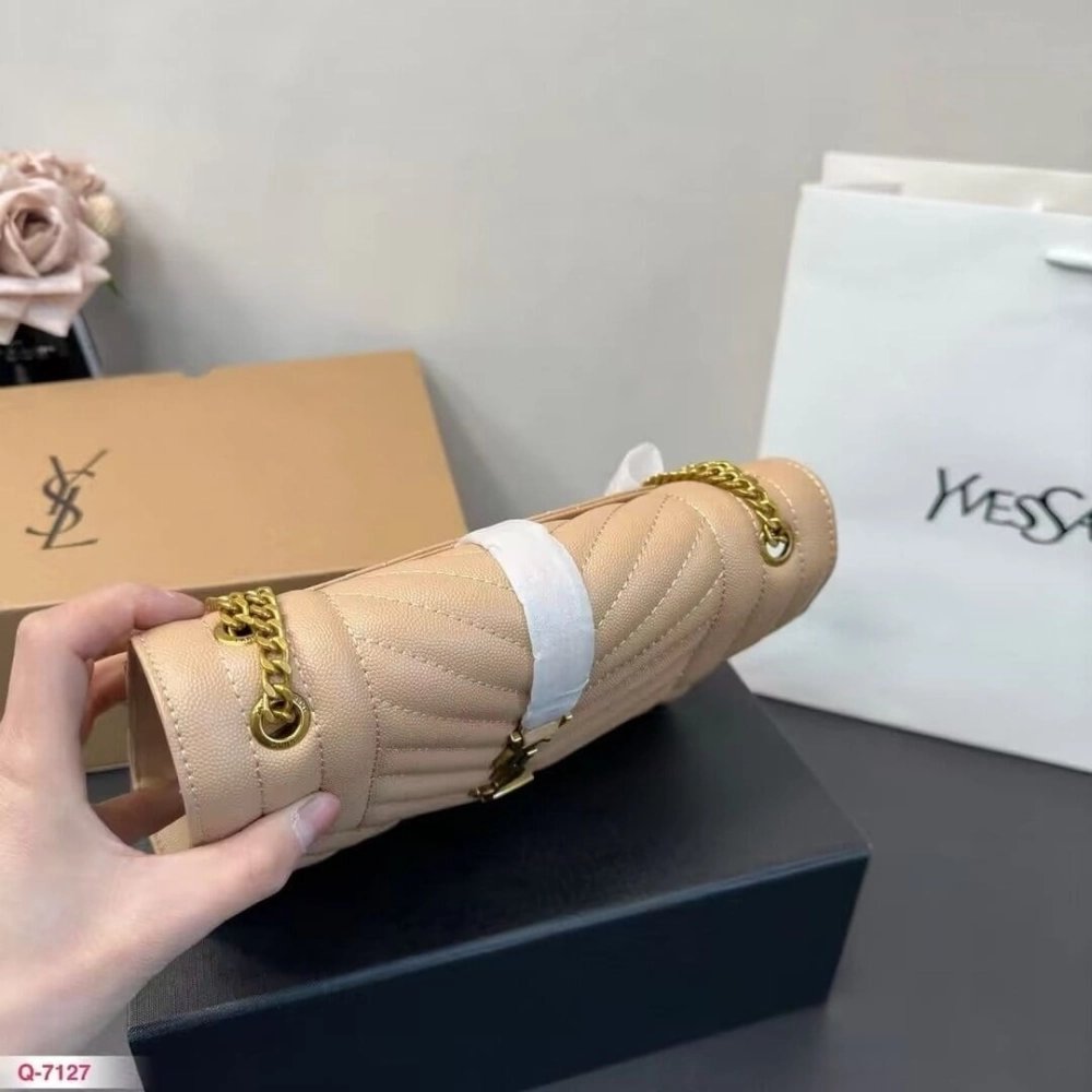 Saint Laurent ENVELOPE MEDIUM IN QUILTED GRAIN DE POUDRE EMBOSSED LEATHER,YSL,BAGS