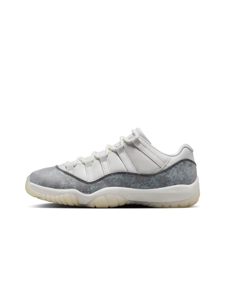 Air Jordan 11,Best quality and fast shipping,HQ7000-001