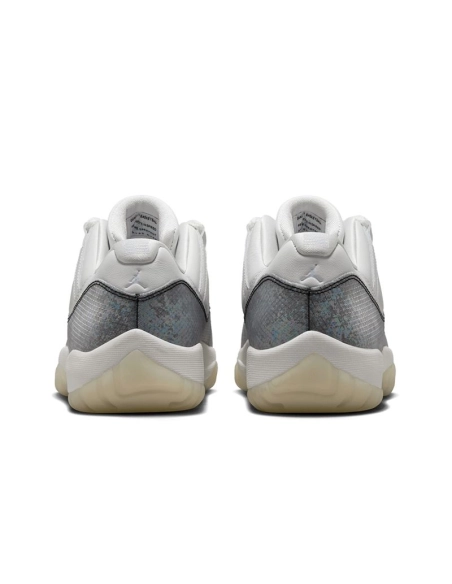 Air Jordan 11,Best quality and fast shipping,HQ7000-001