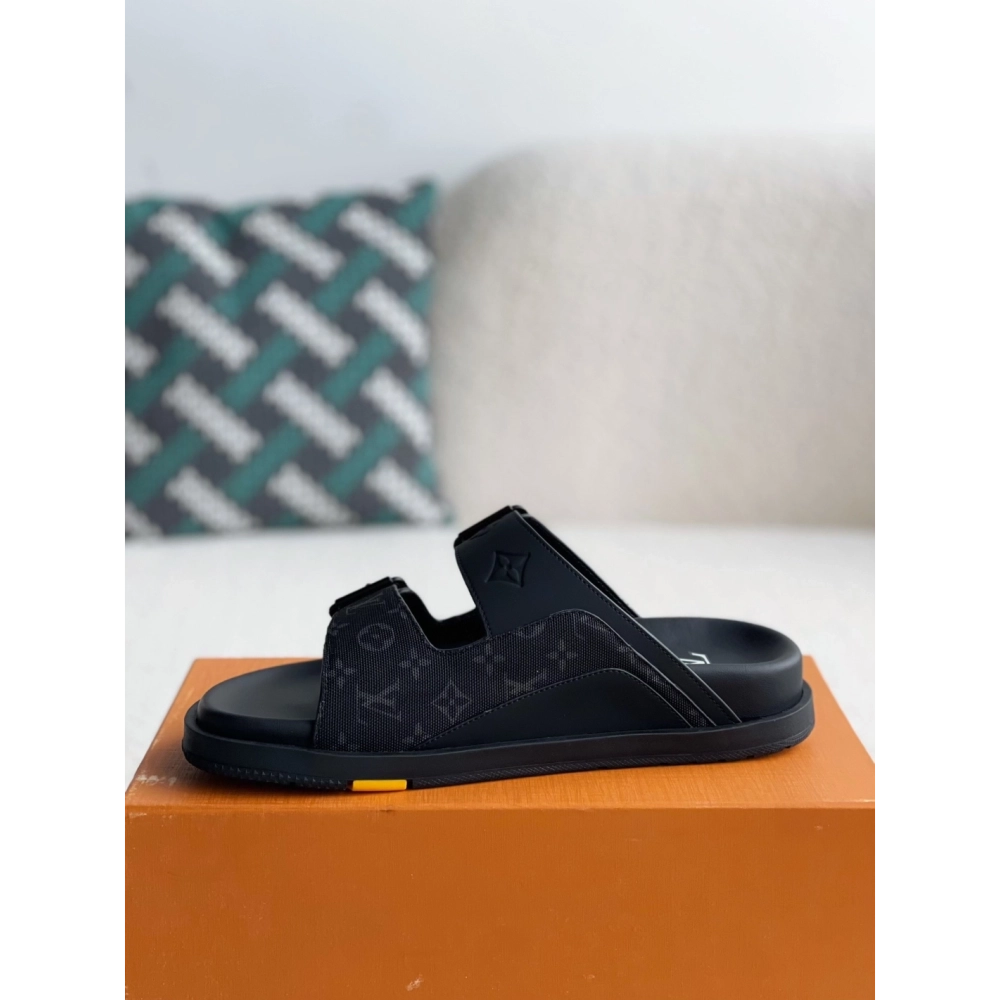 Louis Vuitton Miami Mule,LOUIS VUITTON