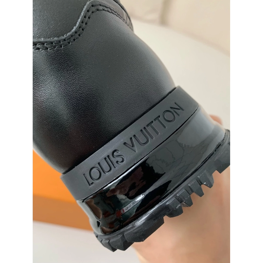 Louis Vuitton Run Away Sneakers,LOUIS VUITTON