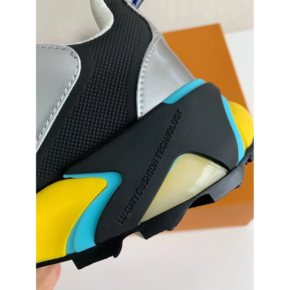 Louis Vuitton Runner Tatic Sneakers,LOUIS VUITTON