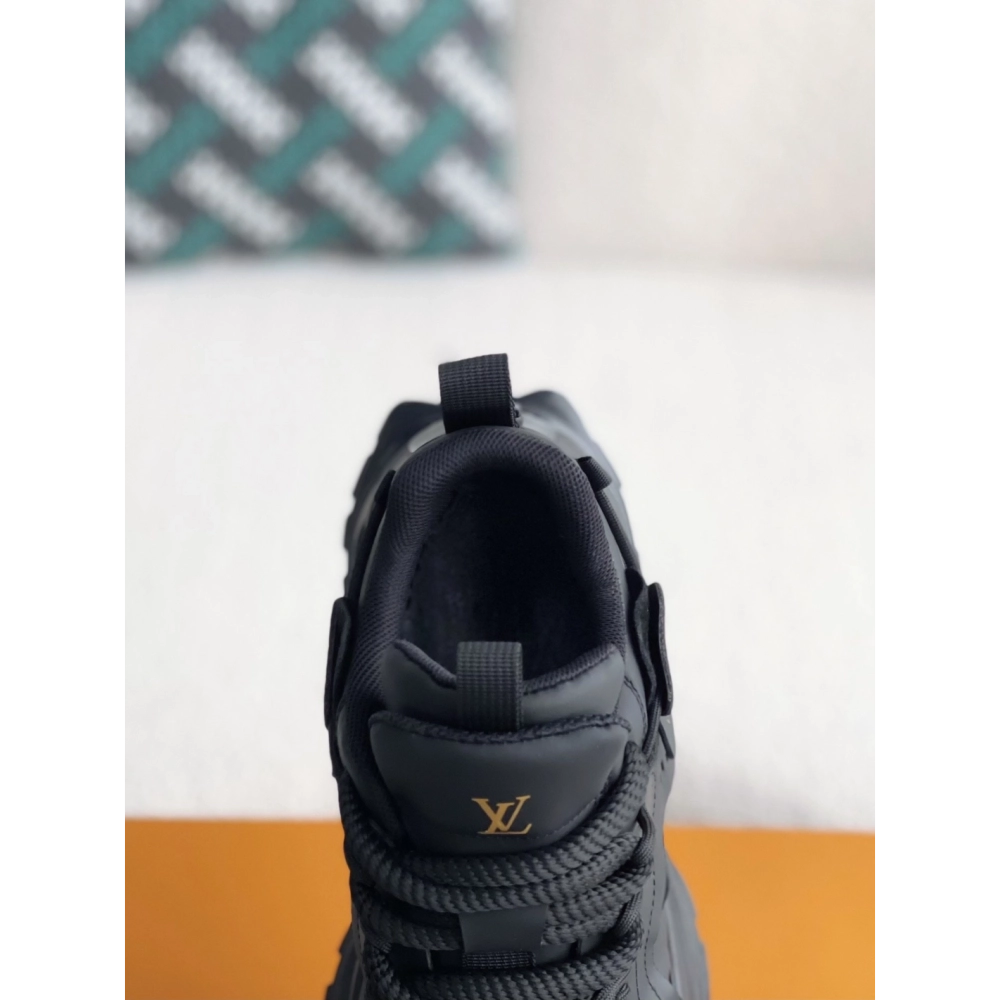 Louis Vuitton Casual Sneakers,LOUIS VUITTON